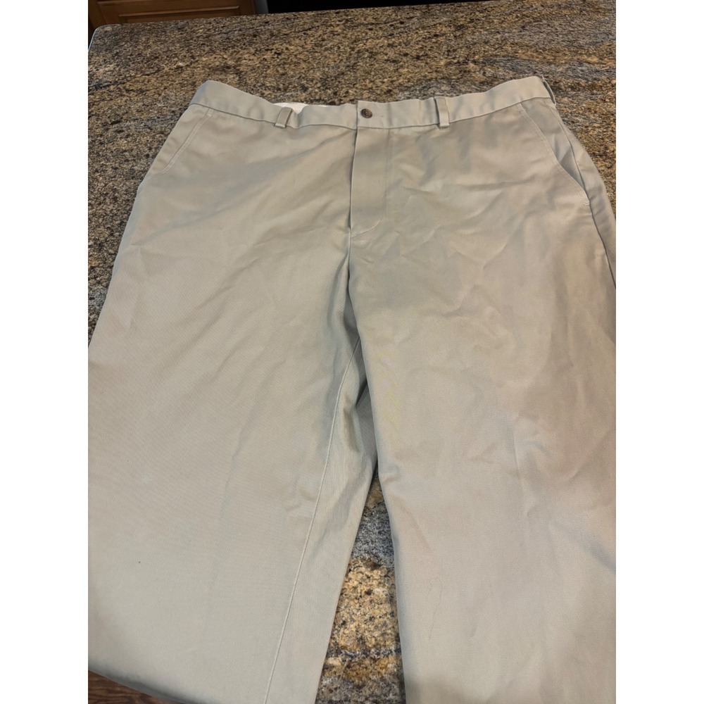 Brooks Brothers Hyannis Chinos Mens 40x34‎ (Fits 38x33) Khaki Flat Front Pants